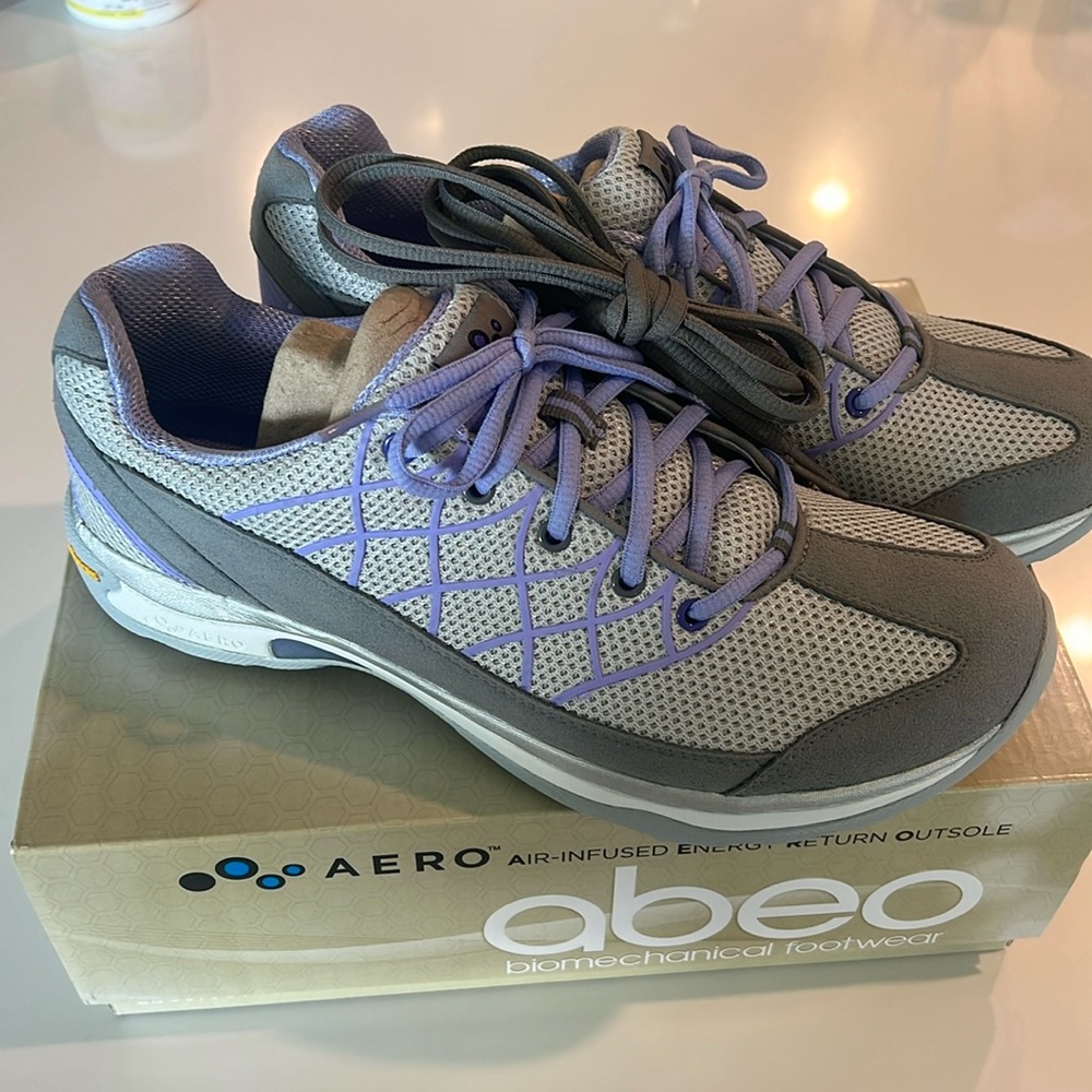 Abeo Women’s Size 12 Aria Sneaker
